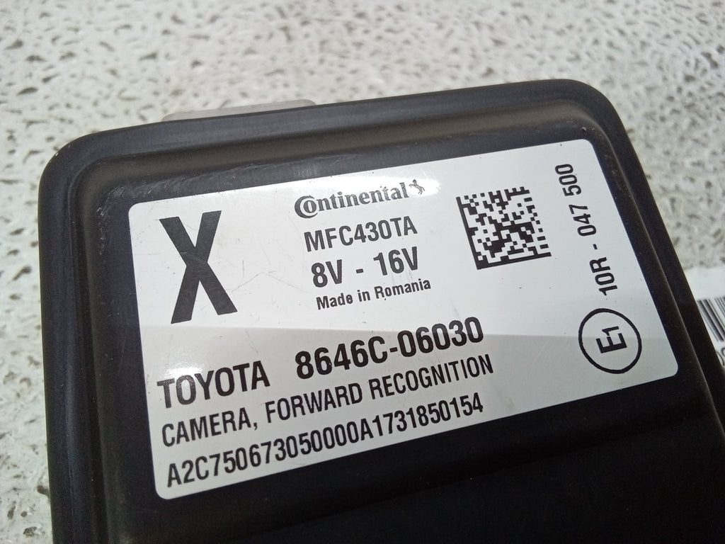 Pre-Owned 2018 Toyota Camry Front Lane Departure Warning Camera 8646C-06030  (Good)