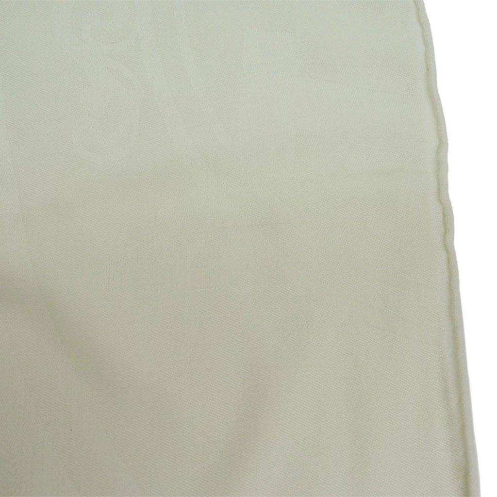 Pre-Owned Hermes  New Libris Stole Yvoire White  Women's (Like New)