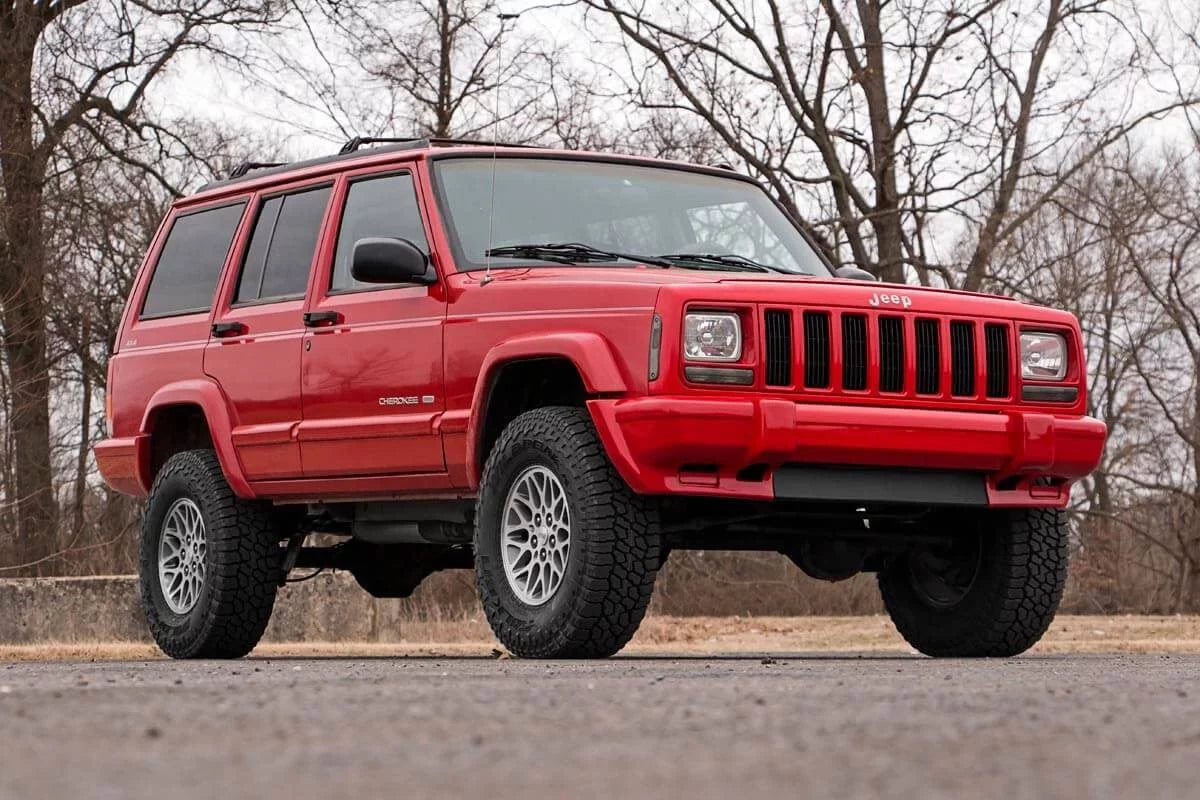 Rough Country 3" Lift Kit w/ Shocks for 1984-2001 Jeep Cherokee  - 630X70