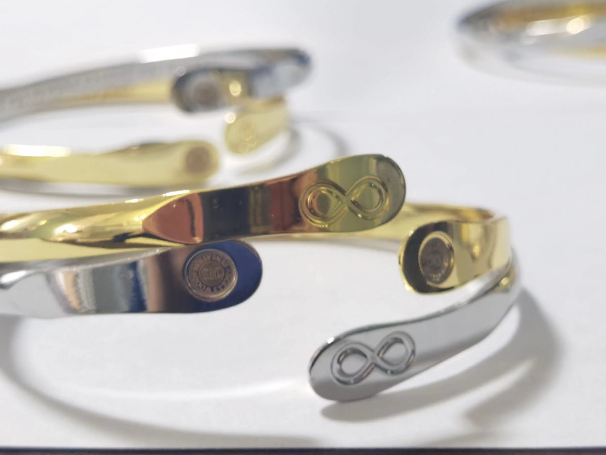 Friendship Bracelets, Infinity Bracelets, Best Friend Bracelets, Engraved Bracelets  would be lost without you- Infinity Sign